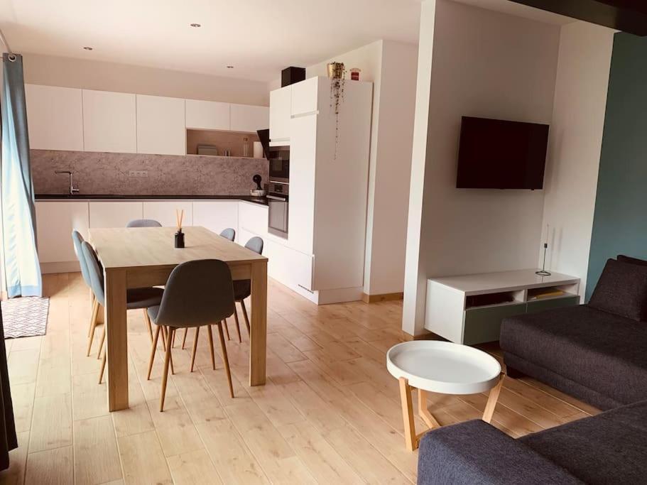 Maison En Plein Centre Avec Terrasse Et Jardin Vielsalm Exteriér fotografie